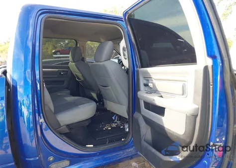 2016 Ram 1500 Big Horn z USA, uszkodzony, nr VIN 3C6RR7LT9GG136331